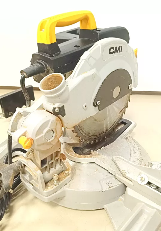 PIŁA UKOSOWA - STOŁOWA CMI 1450W 210MM
