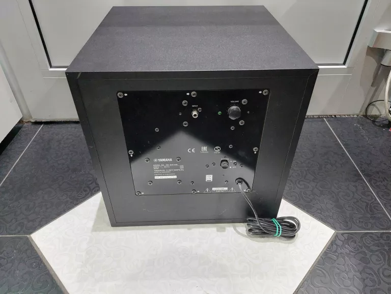 SUBWOOFER AKTYWNY YAMAHA NS-SW100