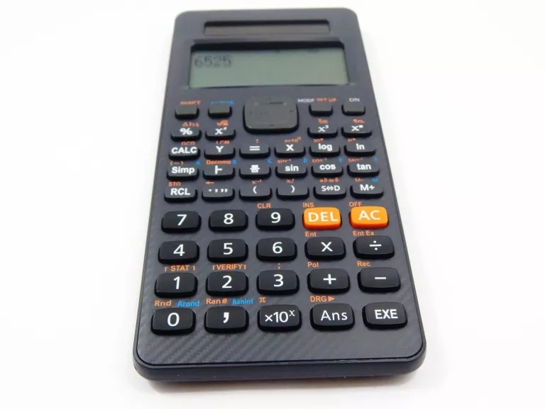 kalkulator-naukowy-auchan-kolor-4906-986218