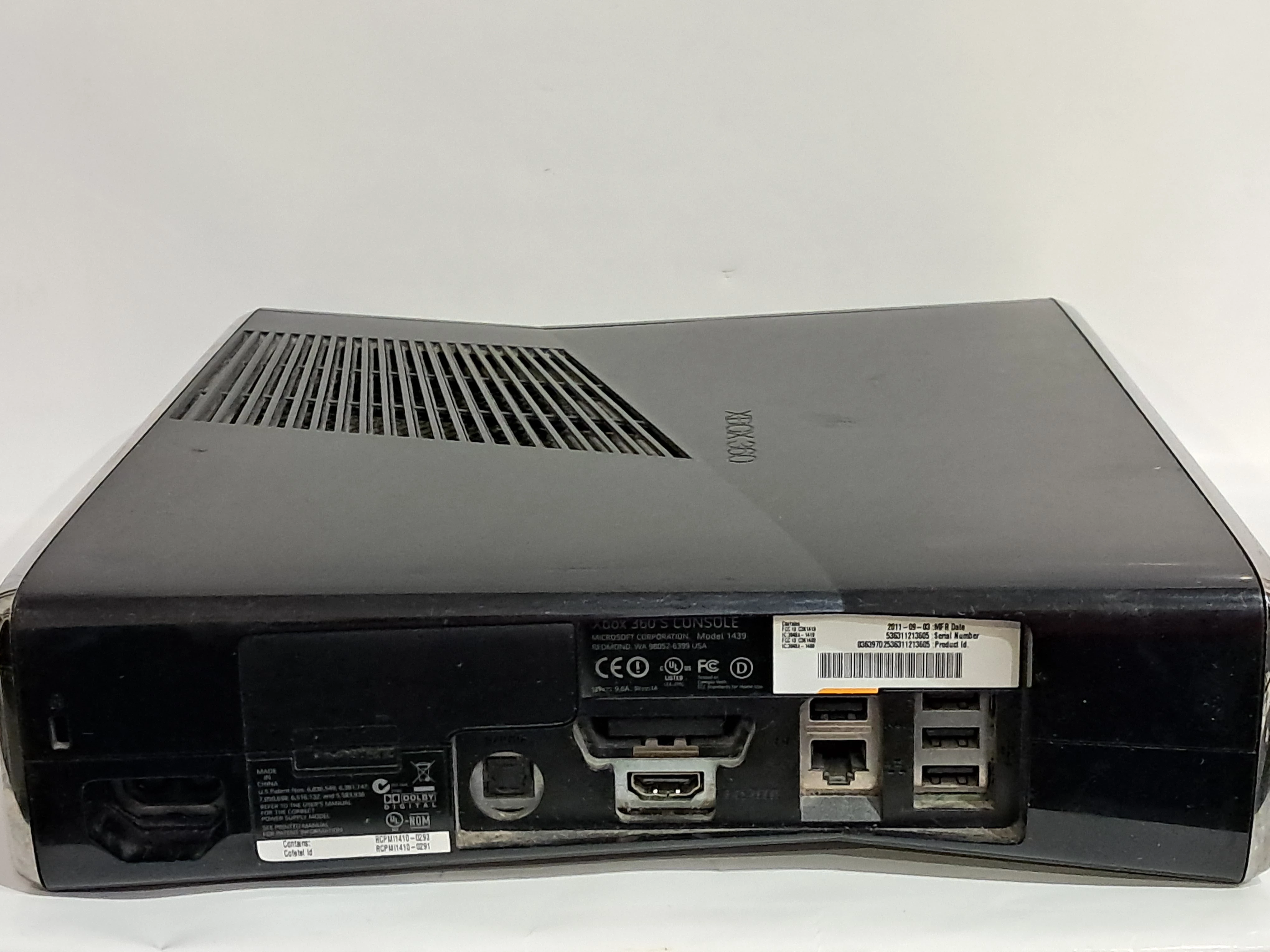 konsola-xbox-360s-500gb-2-pady-gry-i-okblowanie-liczba-kontrolerow-w-zestawie-205994-225554