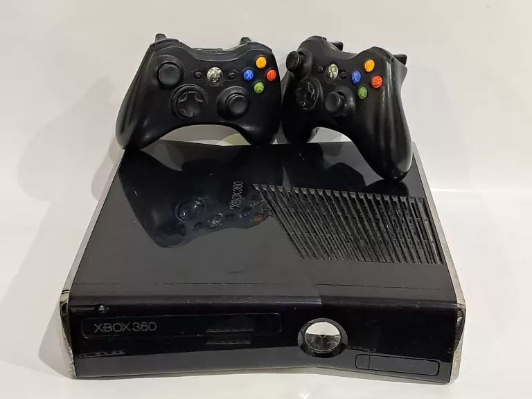 konsola-xbox-360s-500gb-2-pady-gry-i-okblowanie-ean-gtin-885370127201