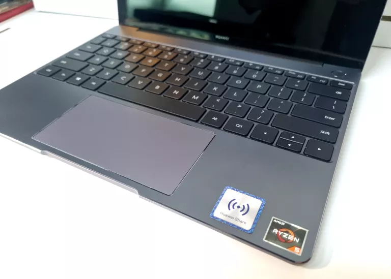 LAPTOP HUAWEI MATEBOOK 13 HN-W19R 13.3" RYZEN 5 3500U 8/512GB WIN11