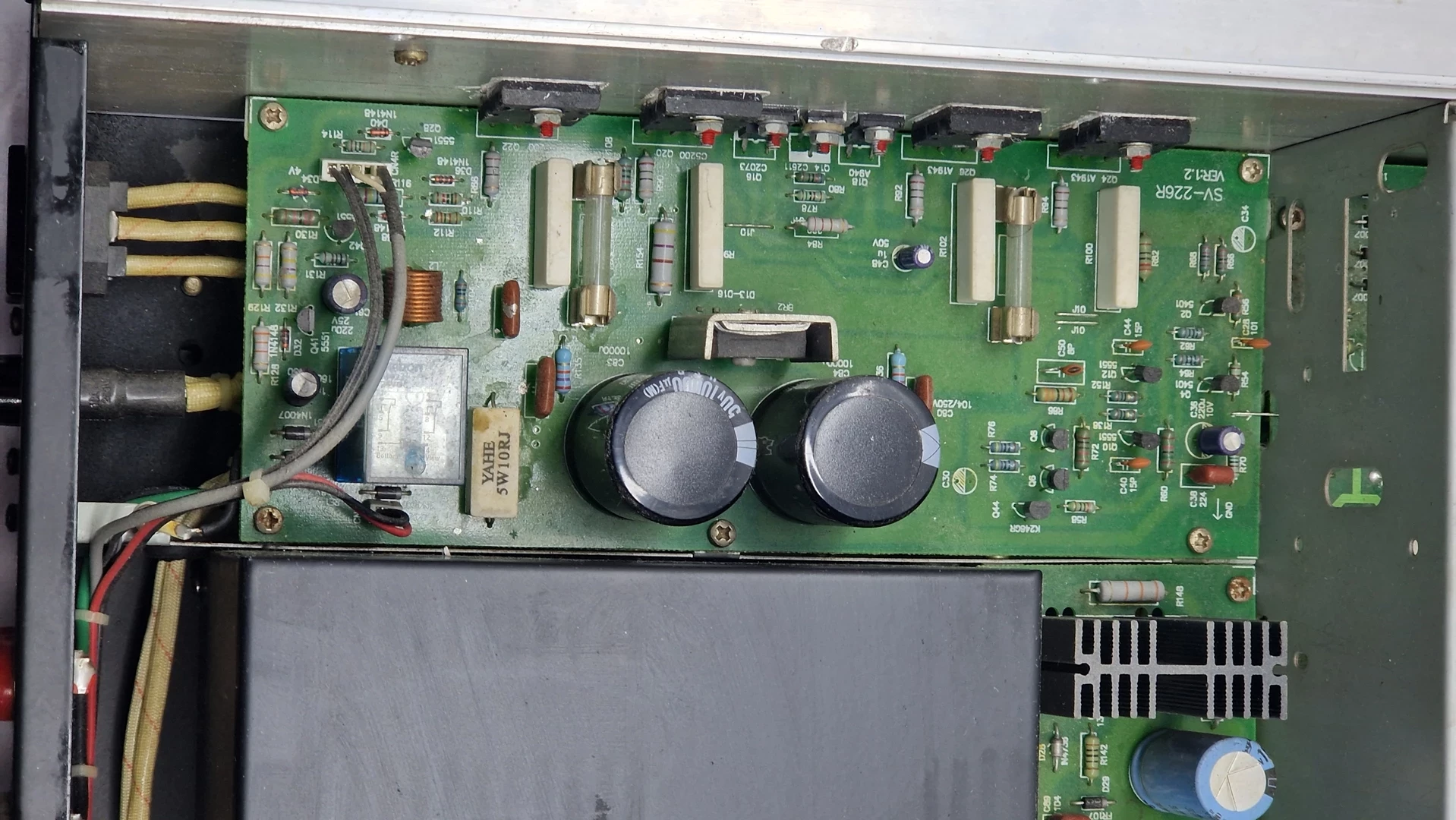 wzmacniacz-tranzystorowo-lampowy-vincent-sv-226-stan-11323-2