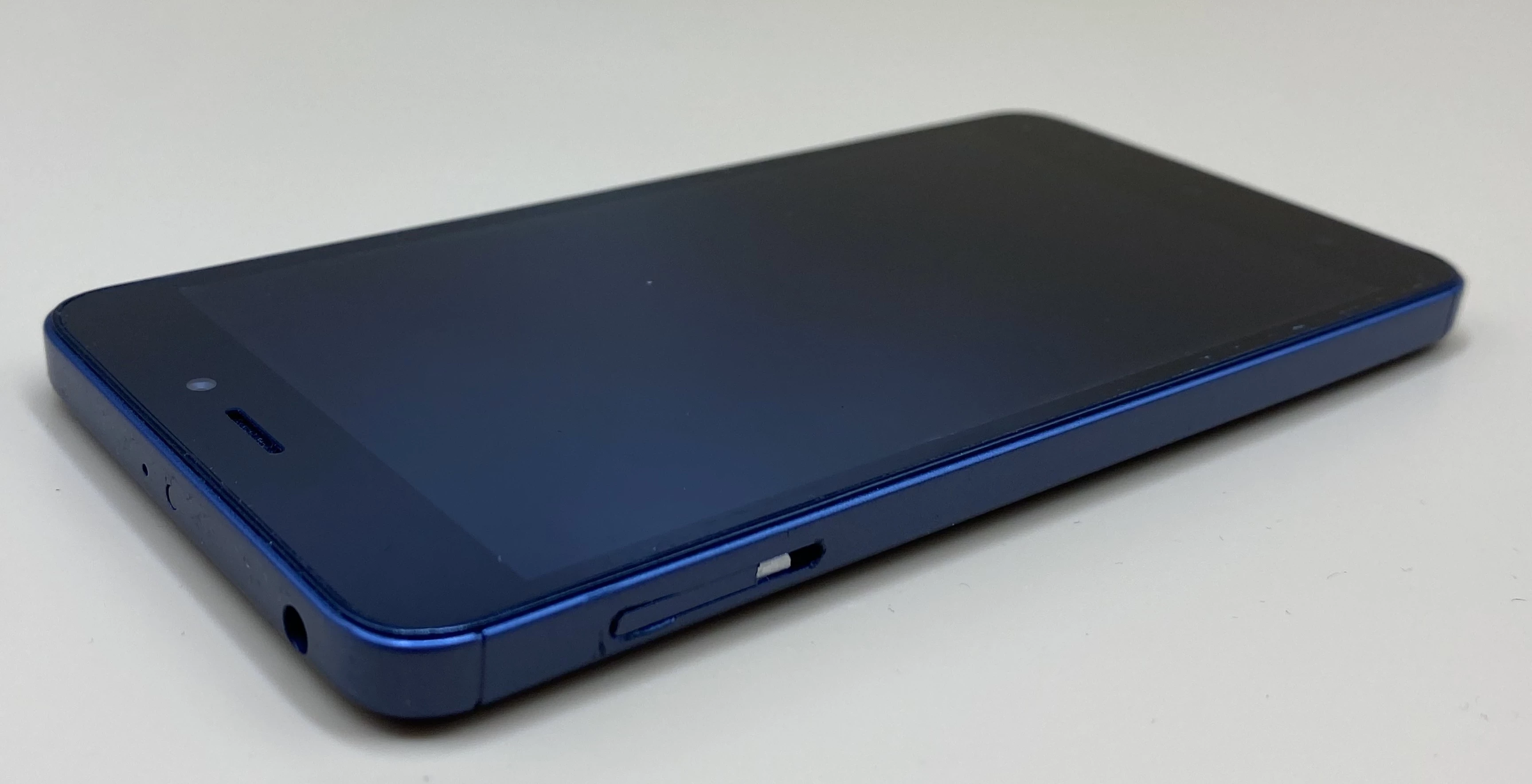 telefon-xiaomi-redmi-4a-32-gb2-ram-zespsuty-dotyk-stan-11323-2