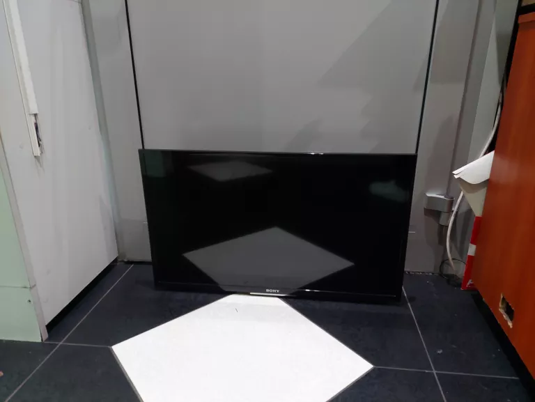 TELEWIZOR SONY KDL-32R400C 32 CALE