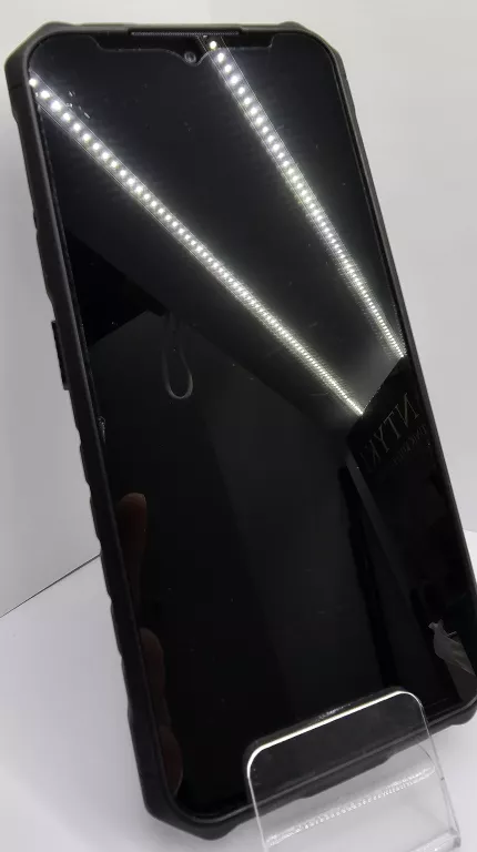 SMARTFON HAMMER IRON V 6 GB / 64 GB OD LOMBARD TRZEBNICA