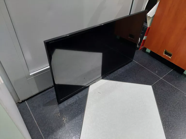 TELEWIZOR SONY KDL-32R400C 32 CALE