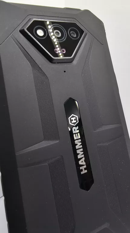 SMARTFON HAMMER IRON V 6 GB / 64 GB OD LOMBARD TRZEBNICA