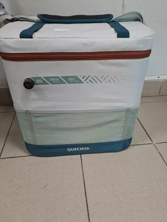 LODÓWKA KEMPINGOWA MIĘKKA QUECHUA 35 LITRÓW 17 GODZIN