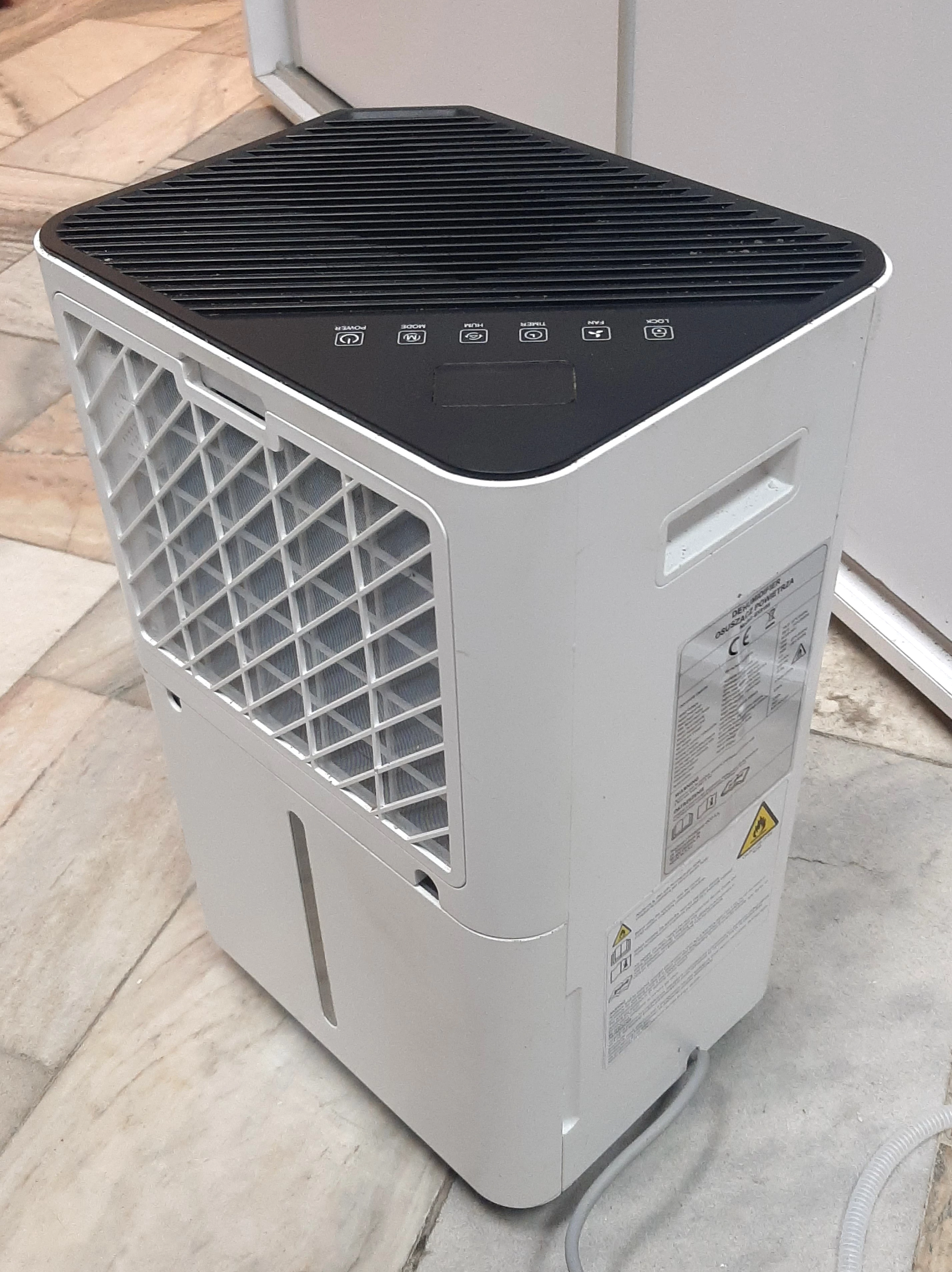 osuszacz-powietrza-krexus-ex9195-kolor-dominujacy-129357-2