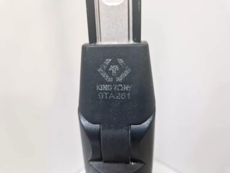LATARKA WARSZTATOWA KING TONY 9TA261