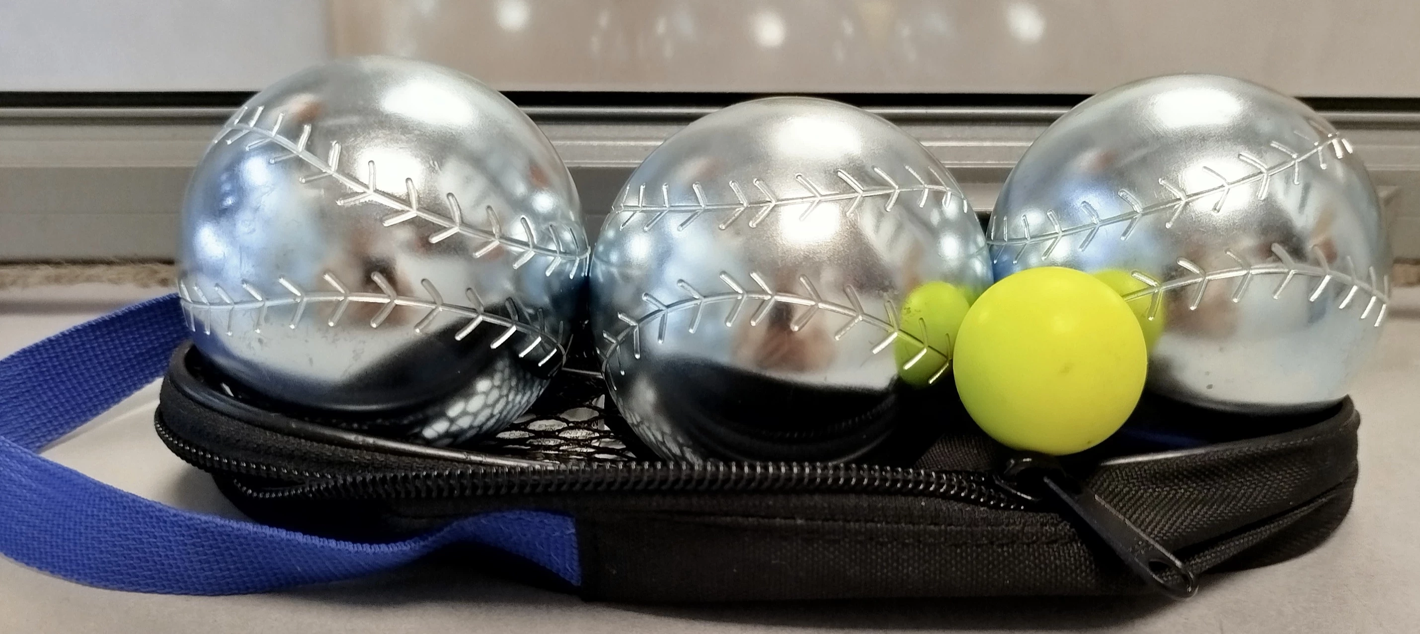 3-zlobione-rekreacyjne-bule-do-gry-w-petanke-geologic-wroclawska-80-legnica