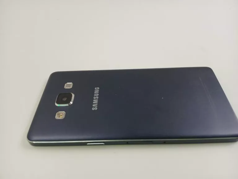 TELEFON SAMSUNG GALAXY A5