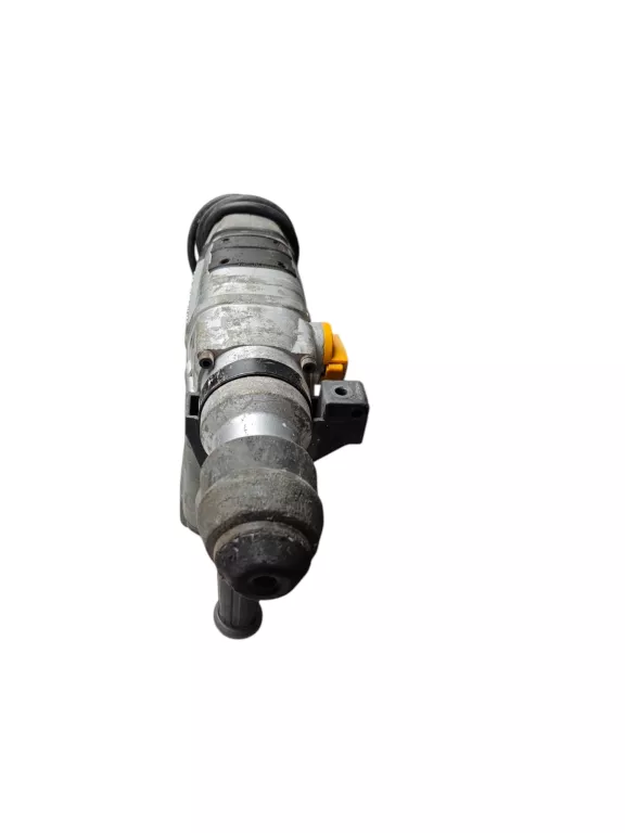 MŁOTOWIERTARKA TITAN TTB653SDS 1500W 8J SDS PLUS Z WALIZKĄ