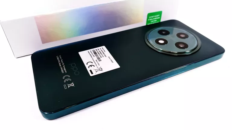 TELEFON OPPO RENO 12 FS 5G / KOMPLET