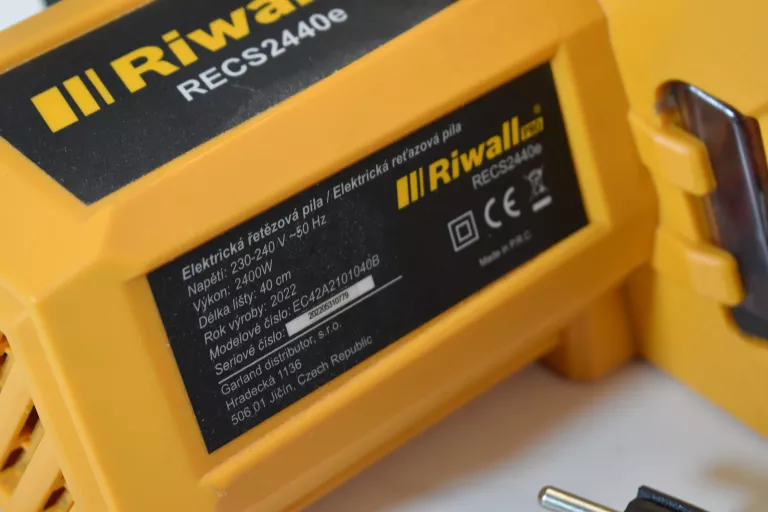 PIŁA ELEKTRYCZNA ŁAŃCUCHOWA RIWALL RECS 2440E