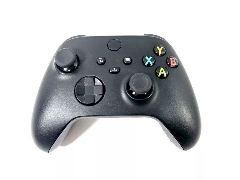 KONSOLA XBOX ONE S 500GB + PAD SERIES X + FARMING SIMULATOR 22