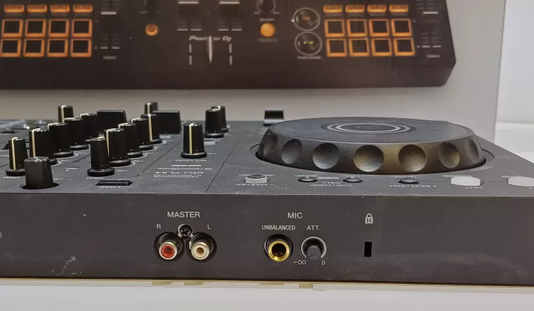DWUKANAŁOWY KONTROLER DJ PIONEER DDJ-FLX4