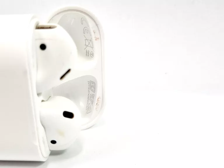 SŁUCHAWKI APPLE AIRPODS 1 A1602 ETUI