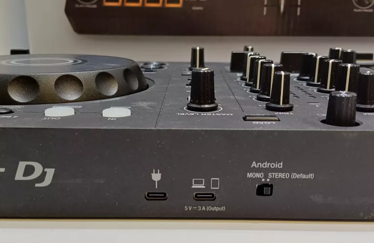 DWUKANAŁOWY KONTROLER DJ PIONEER DDJ-FLX4