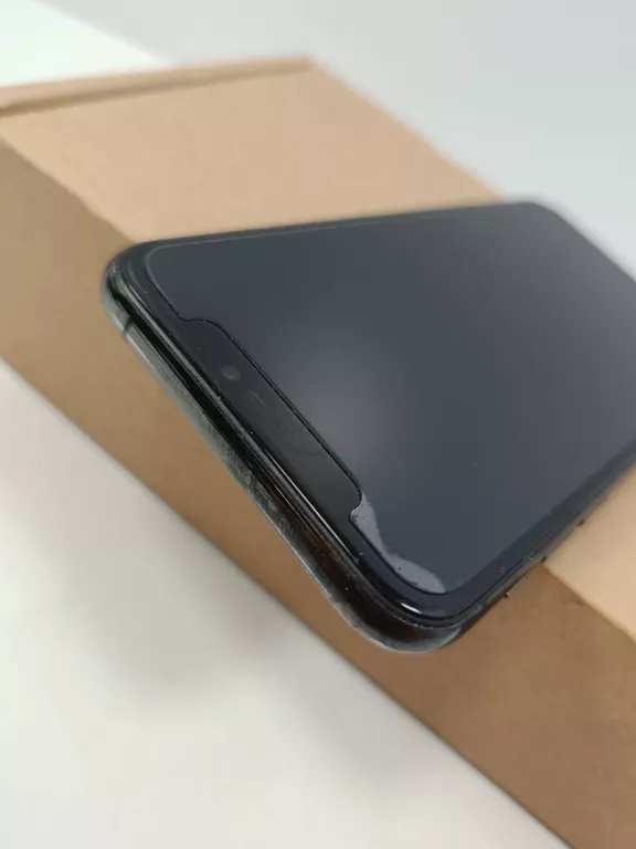 TELEFON APPLE IPHONE 11 PRO 256GB BATERIA 65%