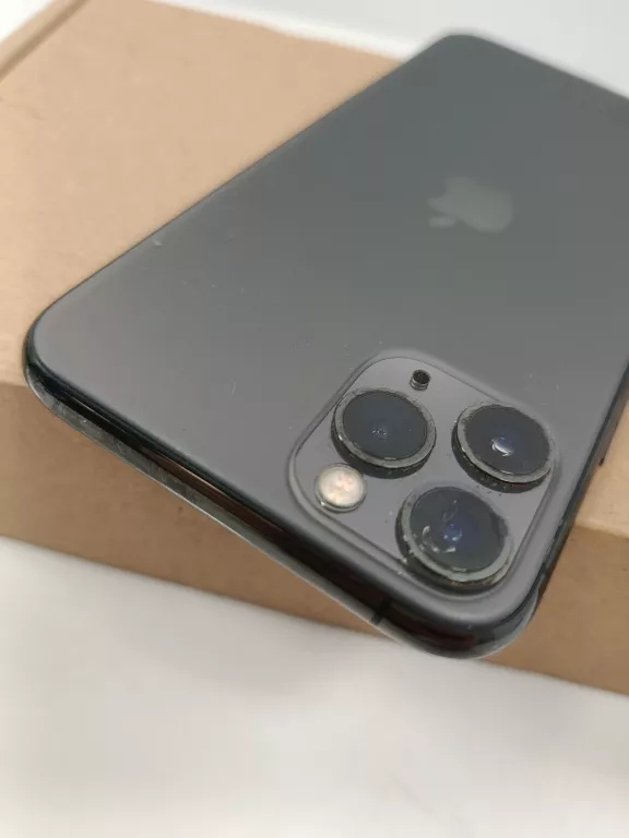 TELEFON APPLE IPHONE 11 PRO 256GB BATERIA 65%