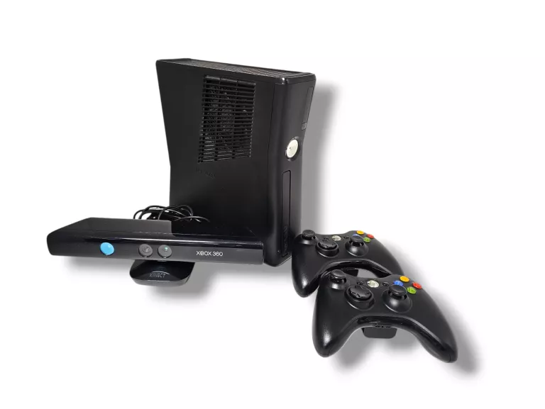 KONSOLA XBOX 360 250GB+KINECT +DWA PADY+2GRY