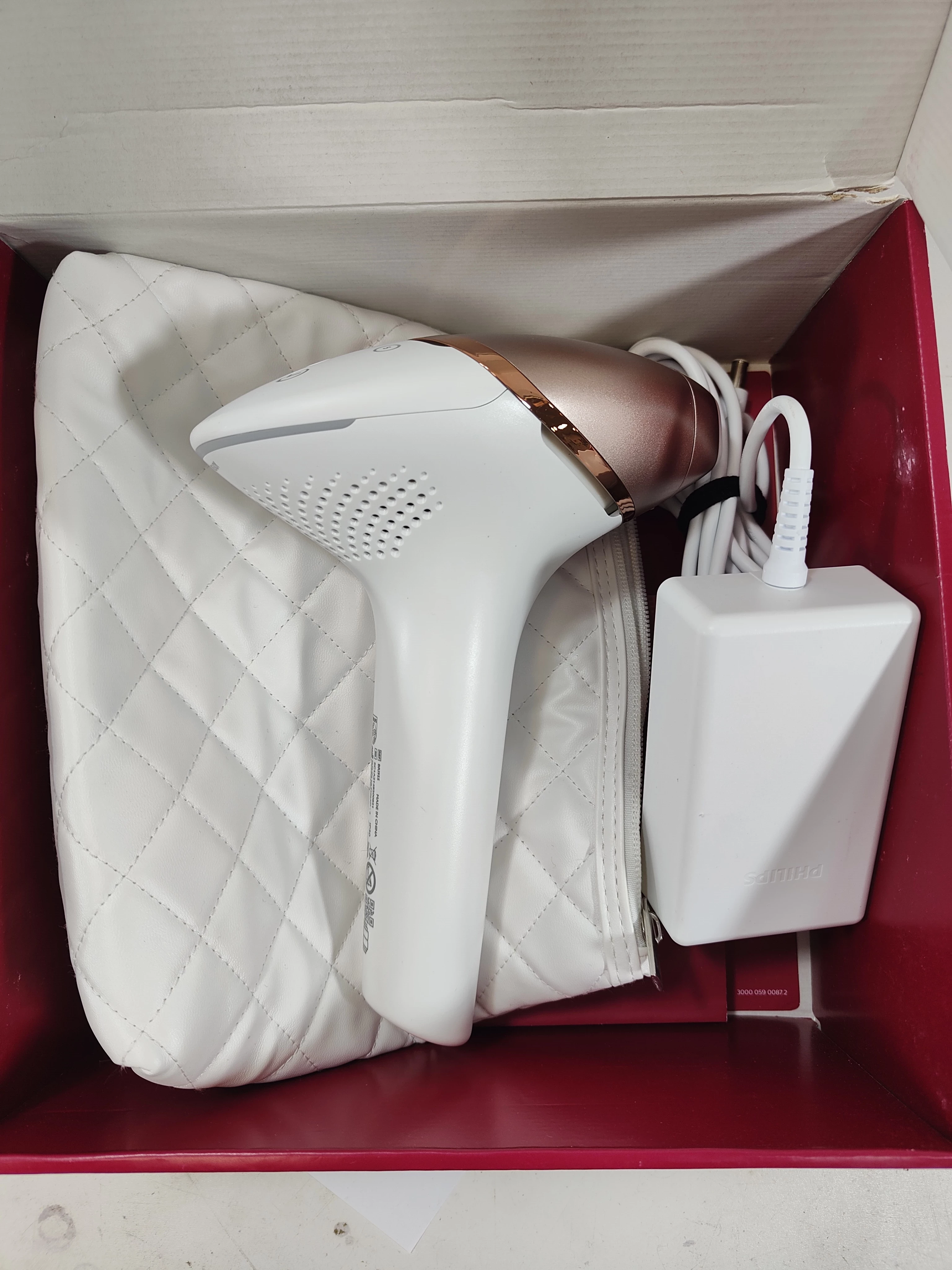 zestaw-bezprzewodowy-depilator-philips-lumea-bri955-3-nasadki-model-lumea-series-9000