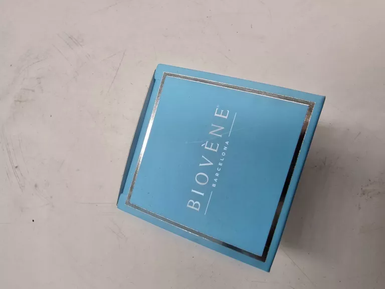 hyaluronic-day-glow-brightening-moisturizer-intense-hydration-marka-129369-712425