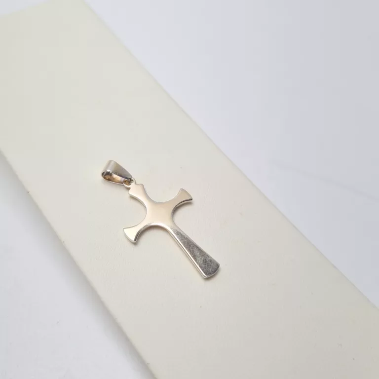 SREBRNY POZŁACANY KRZYŻYK W.K KRUK (925 - 1,33G)