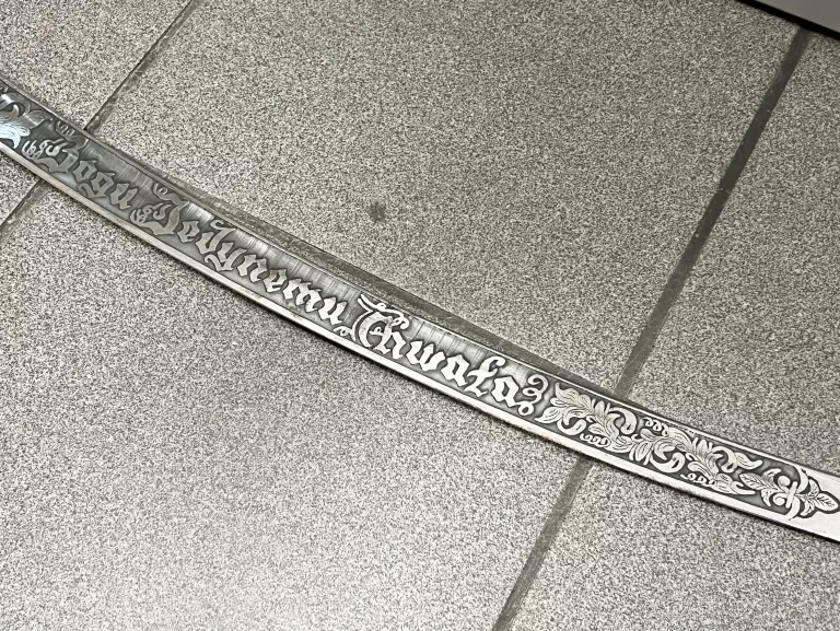 SZABLA BOGU JEDYNEMU CHWAŁA