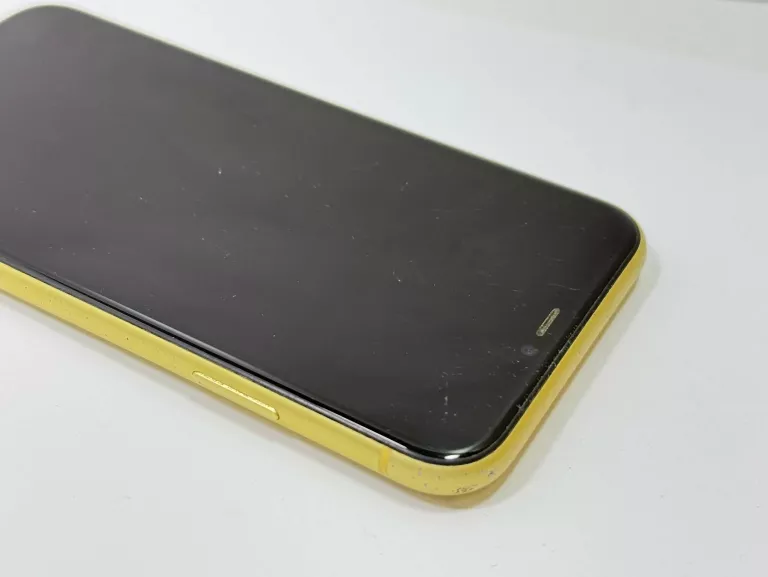 TELEFON IPHONE 11 64GB/84% ZBITE PLECY 110316