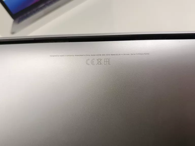 LAPTOP APPLE MACBOOK PRO 13 M1/8GB/256GB SSD (GWIEZDNA SZAROŚĆ)