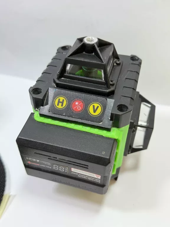 LASER KRZYŻOWY