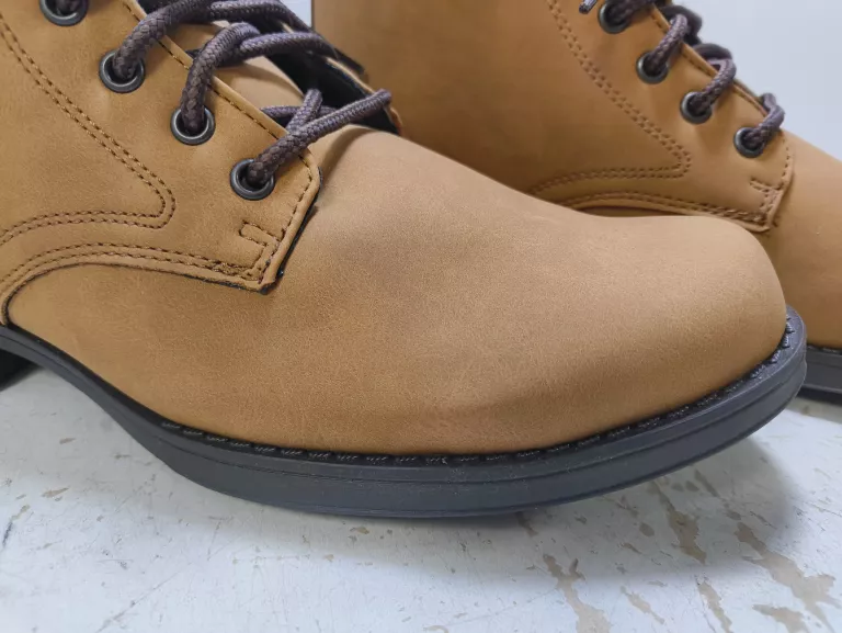 BUTY LANETTI R.42