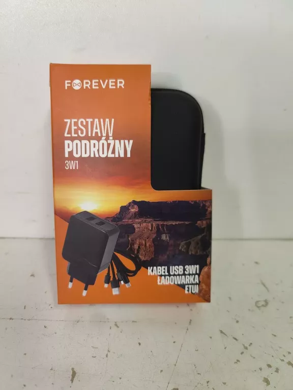 ZESTAW PODRÓŻNY 3W1 ŁADOWARKA, KABEL, ETUI