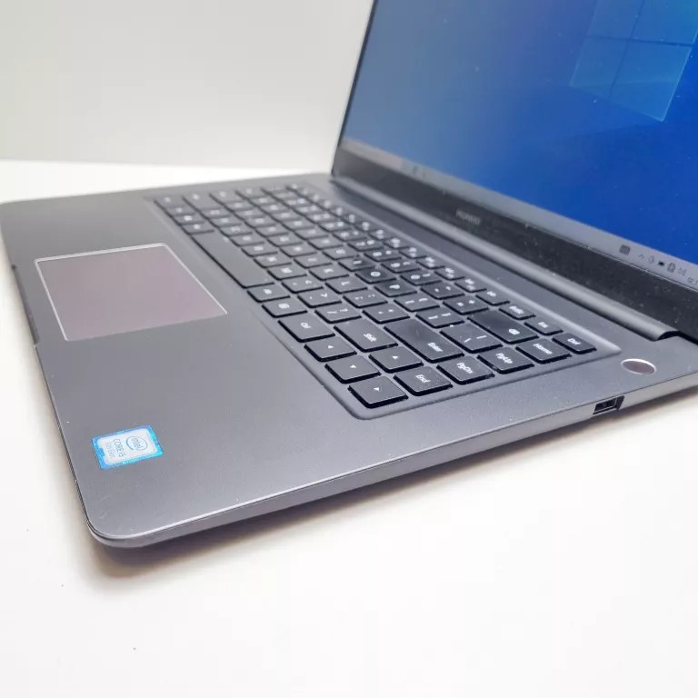 LAPTOP HUAWEI MATEBOOK (MRC-W10) 8/1TB INTEL I5