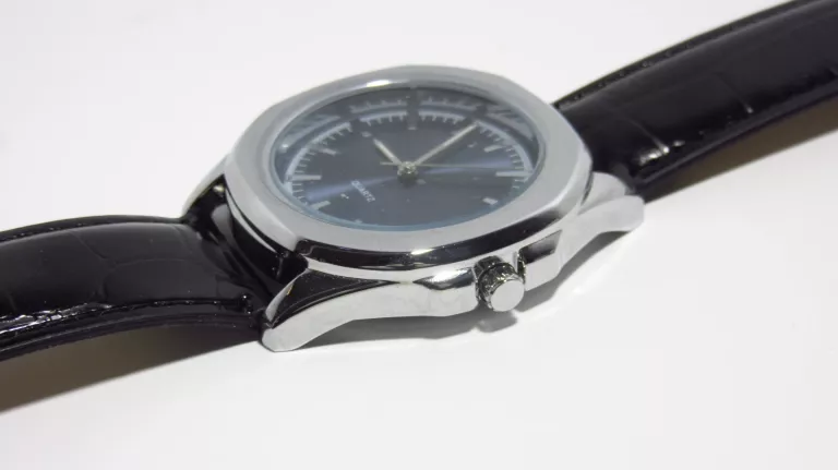 ZEGAREK ORIFLAME SR626SW