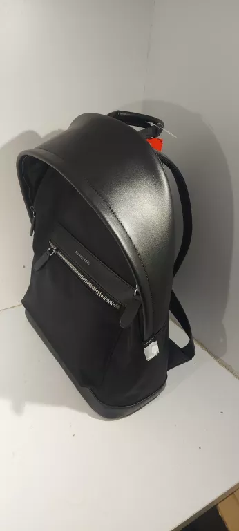 plecak-kolor-czarny-kolor-249512-1647413