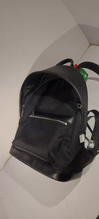 plecak-kolor-czarny-stan-11323-238058