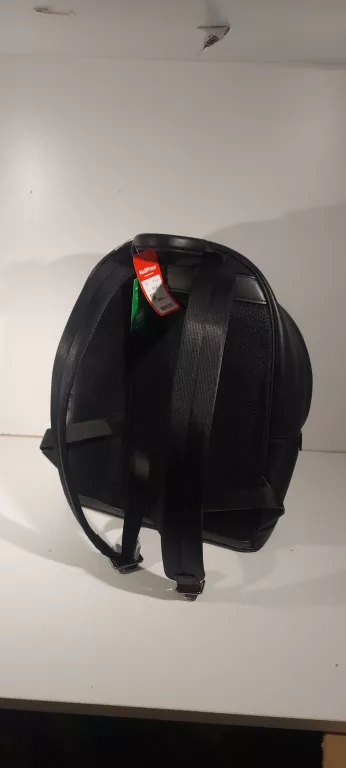 plecak-kolor-czarny-marka-3786-85