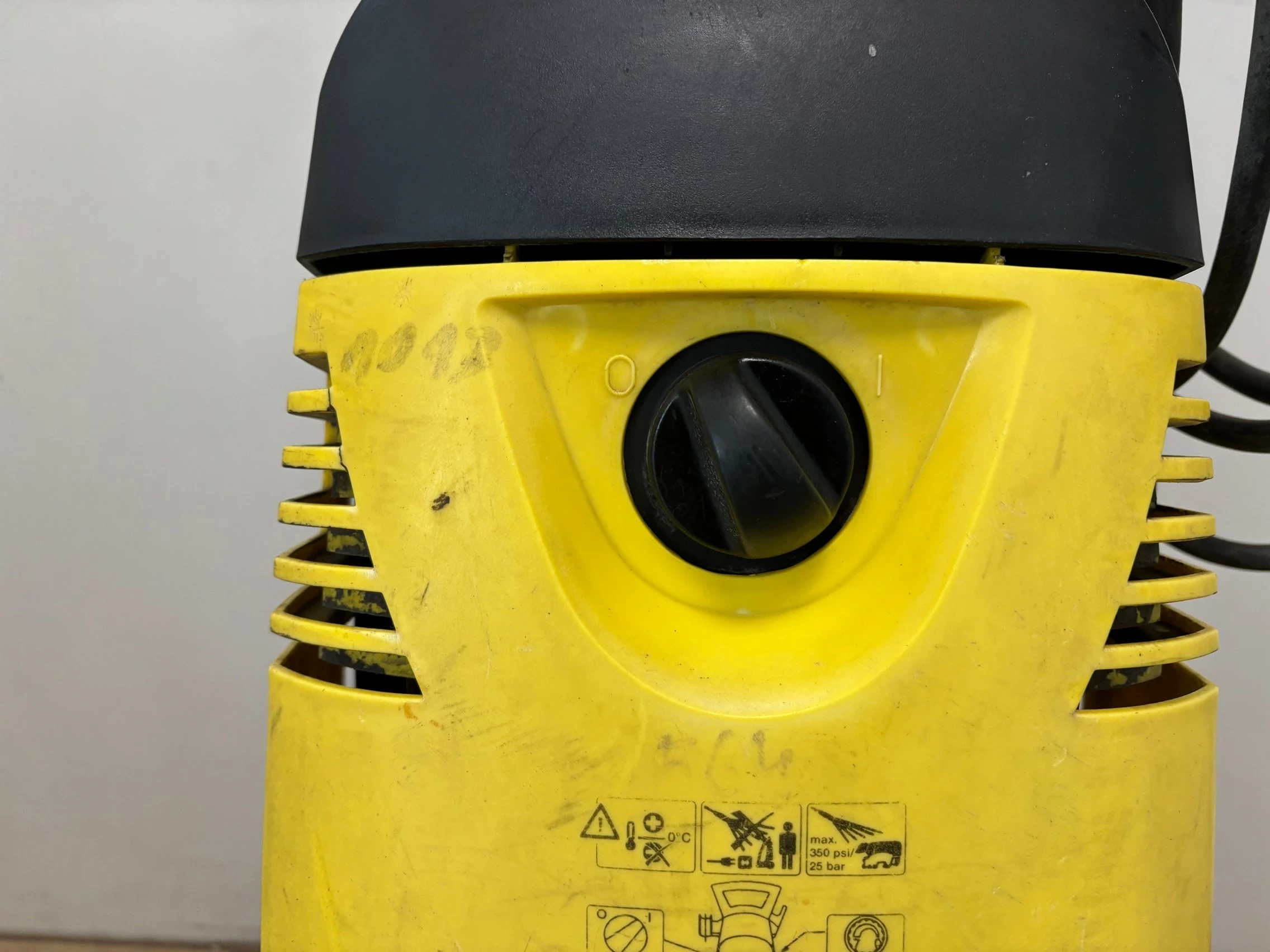 myjka-cisnieniowa-karcher-hd-895-s-maksymalna-moc-6500