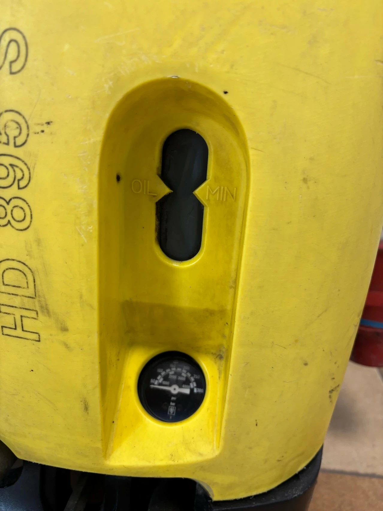 myjka-cisnieniowa-karcher-hd-895-s-stan-11323-2