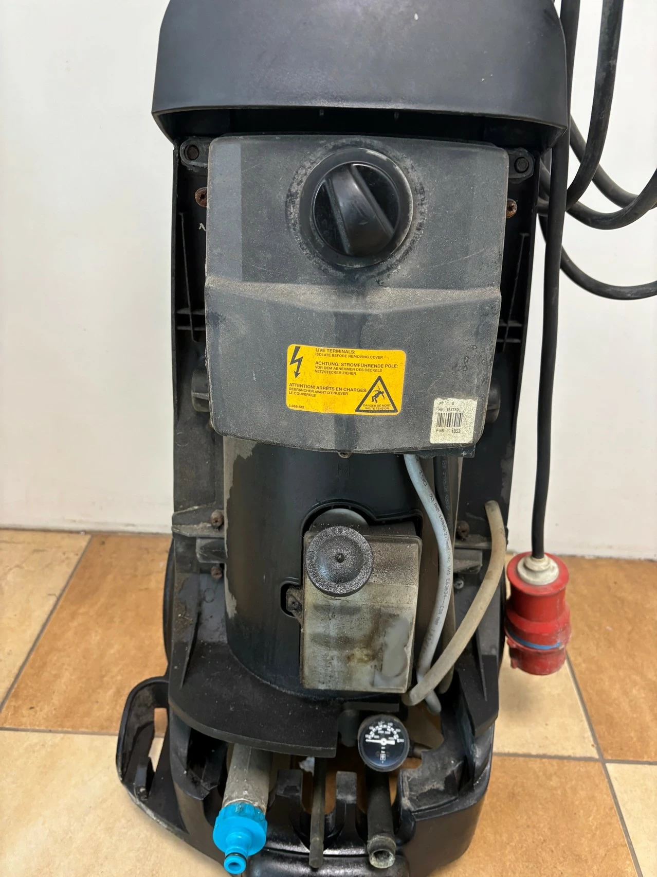 myjka-cisnieniowa-karcher-hd-895-s-kod-producenta-9399