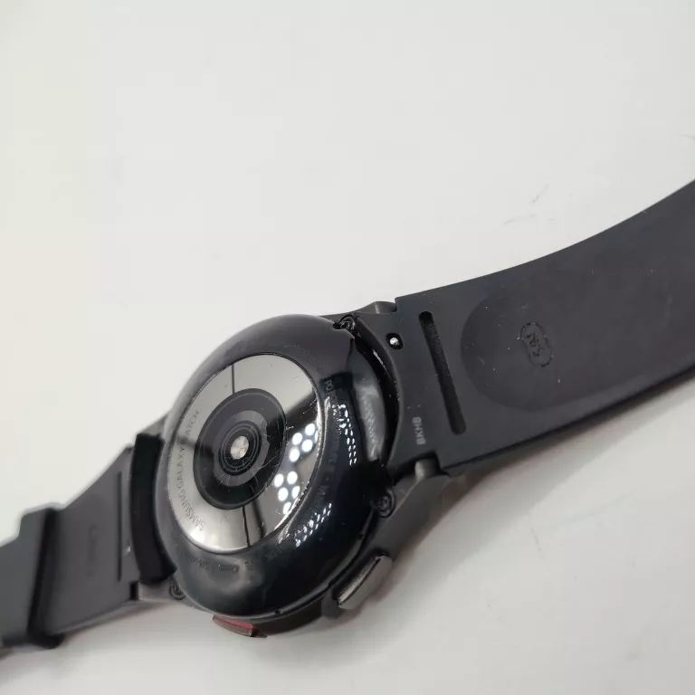 ZEGAREK SMARTWATCH SAMSUNG GALAXY WATCH4 CLASSIC