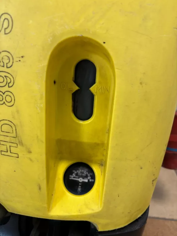 myjka-cisnieniowa-karcher-hd-895-s-stan-11323-2