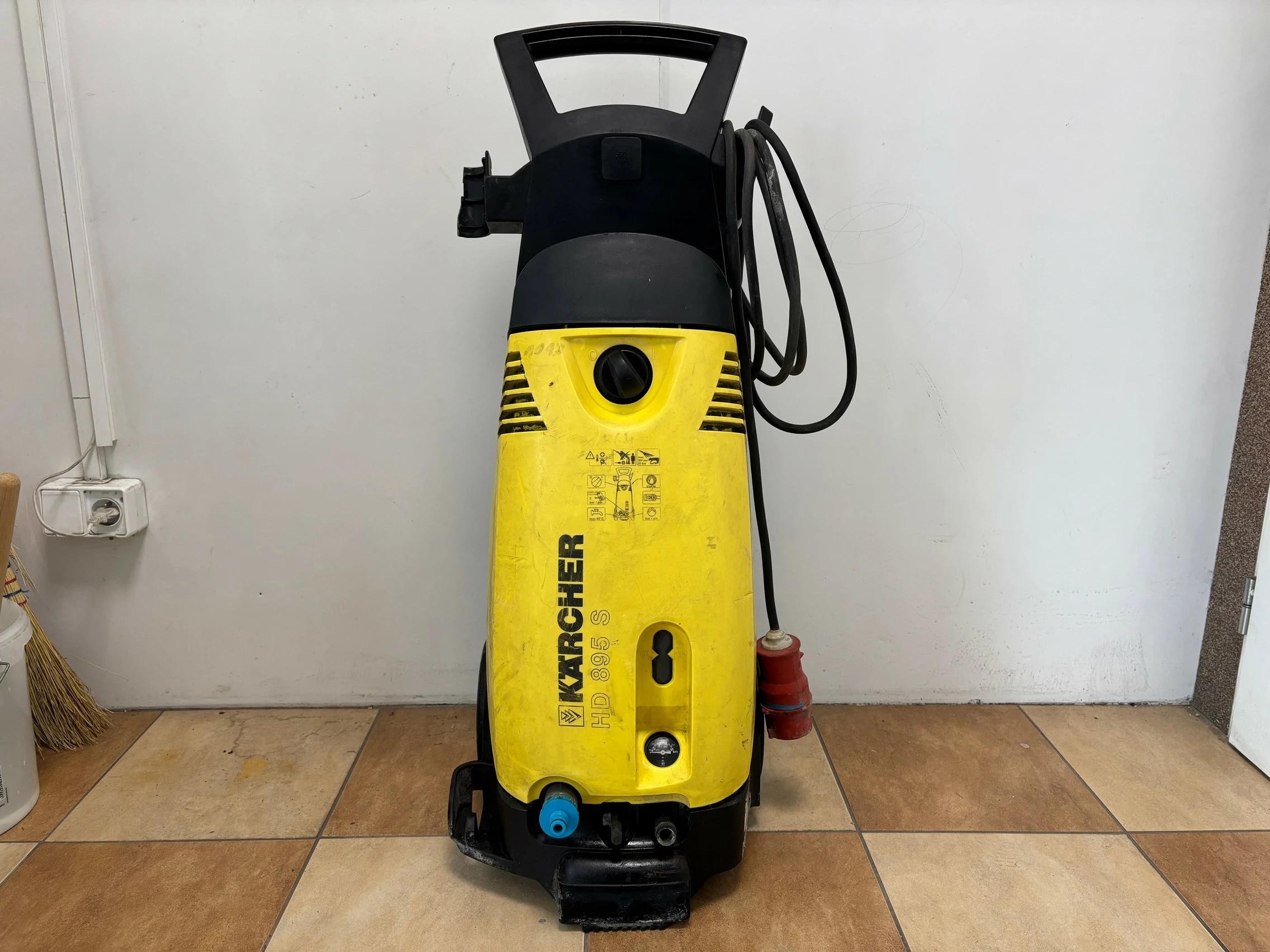 myjka-cisnieniowa-karcher-hd-895-s-sciegiennego-64-poznan