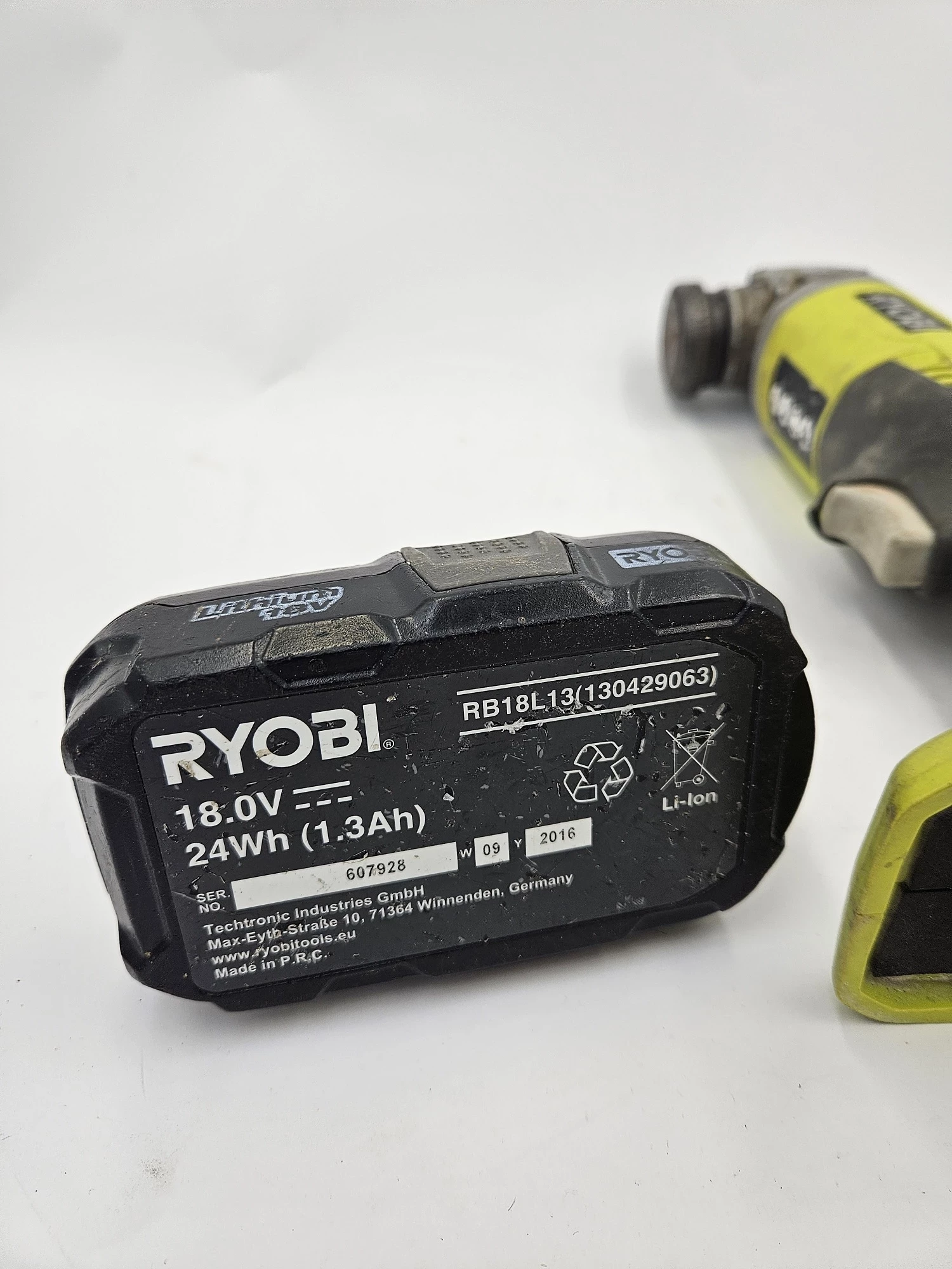 szlifierka-katowa-aku-ryobi-r18ag-aku-18v-13ah-marka-248811-951406