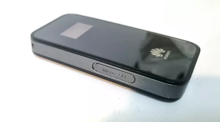 ROUTER MOBILNY HUAWEI E586E 3G CZARNY