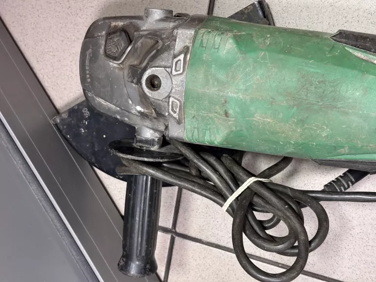 SZLIFIERKA KĄTOWA HITACHI G23SW2 2200W